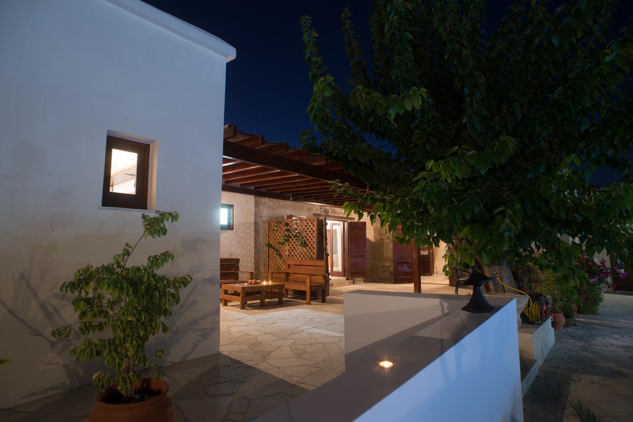 Penzion Chloe'S House Pano Akourdalia Exteriér fotografie